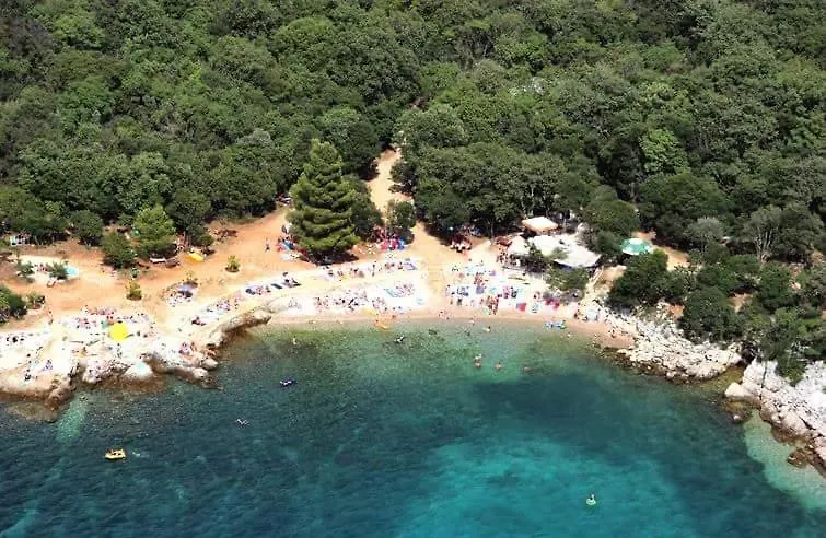 Apartments Villa Temer Pinezici  Croatia